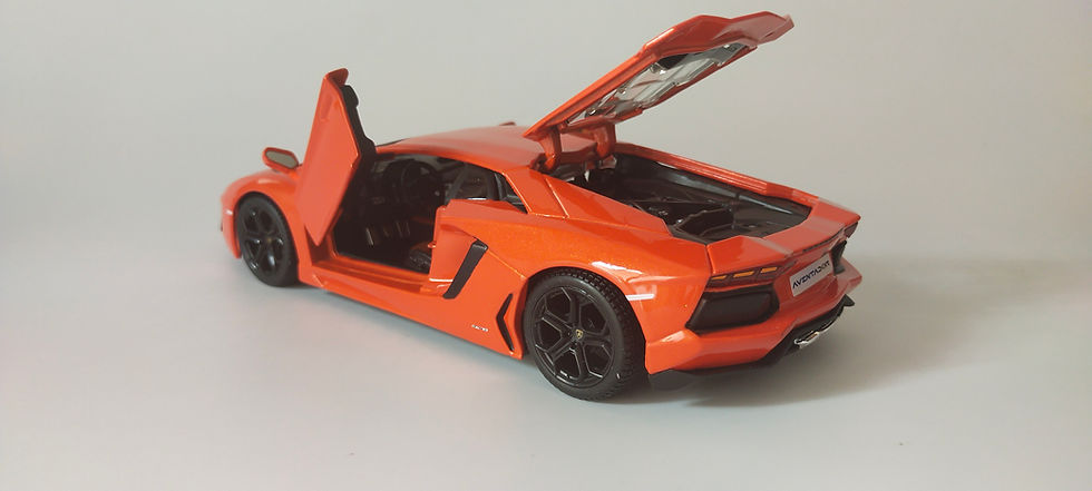Miniatura: Lamborghini Aventador LP 700-4 (Maisto) Naranja 1/24