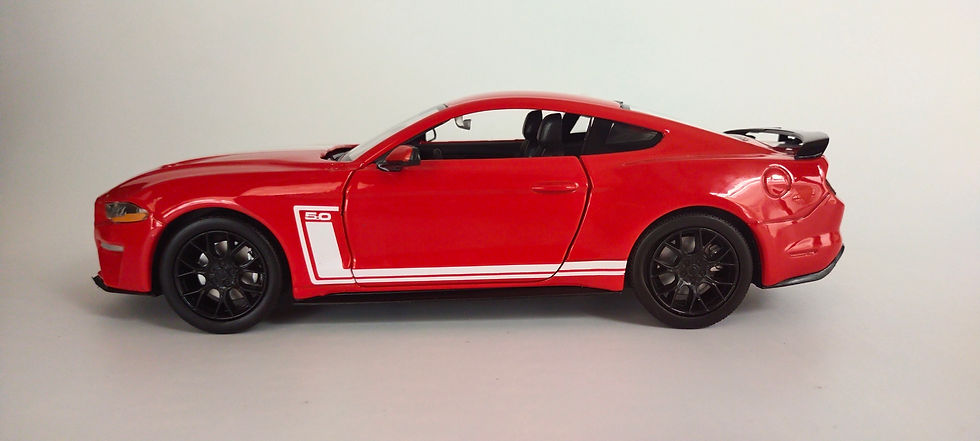 Miniatura: Ford Mustang GT 2018 (Motor Max) Rojo 1/24