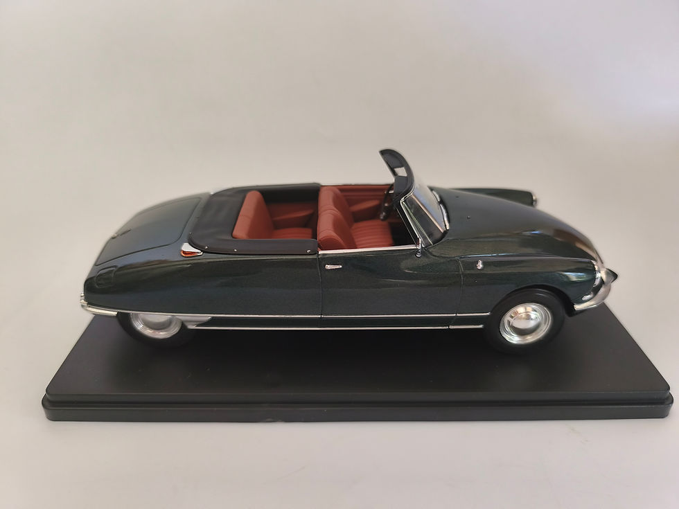 Miniatura: Citroën DS 19 Cabriolet (WhiteBox) 1/24