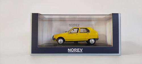 Miniature CITROËN VISA CLUB 1979 Marron 1/43 - Universal Hobbies - Neuf Sous Blister