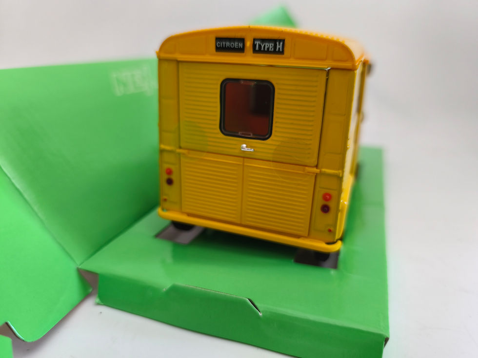 Miniatura: Citroën Type H Service (Welly) Amarillo 1/24
