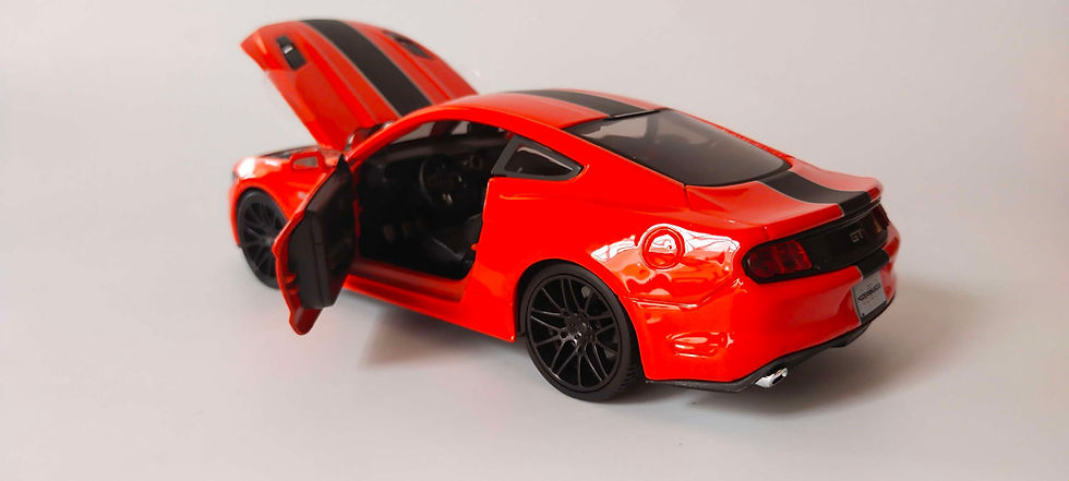 Miniatura: Ford Mustang GT 2015 Design (Maisto) Rojo 1/24