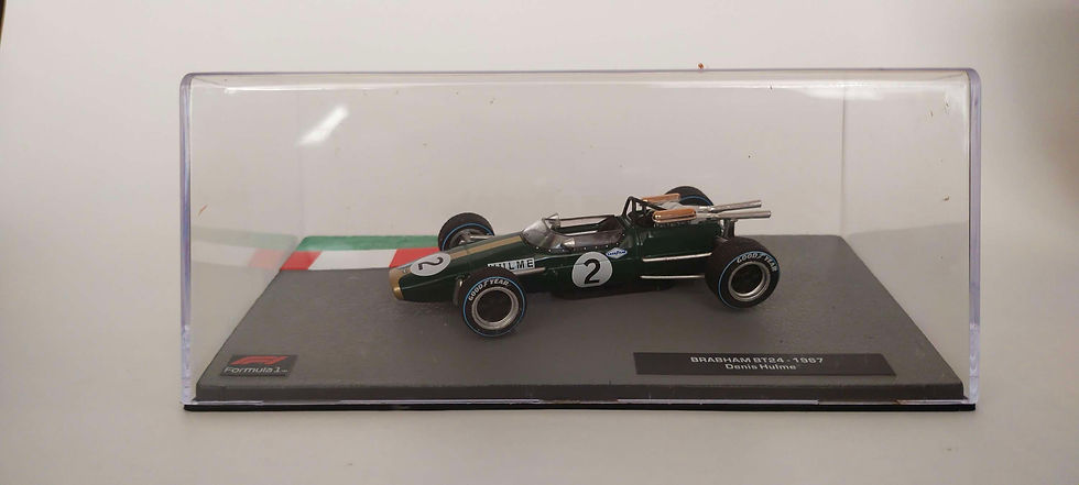 Miniatura: Fórmula 1 Brabham BT24 1967 Denis Hulme (Atlas) 1/43