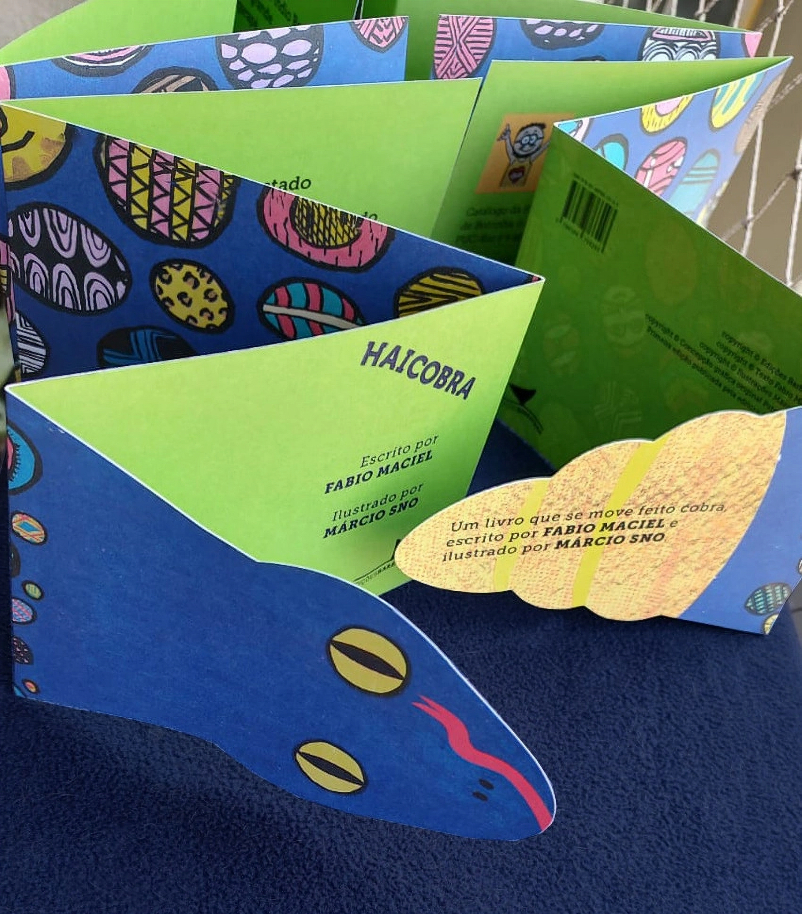 Página do livro HAICOBRA, de Fabio Maciel, Editora Bambolê