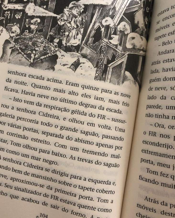 Página do livro Os Caçadores de Fantasmas. Atrás de Uma Pista Fria, de Cornelia Funke, Editora Escarlate