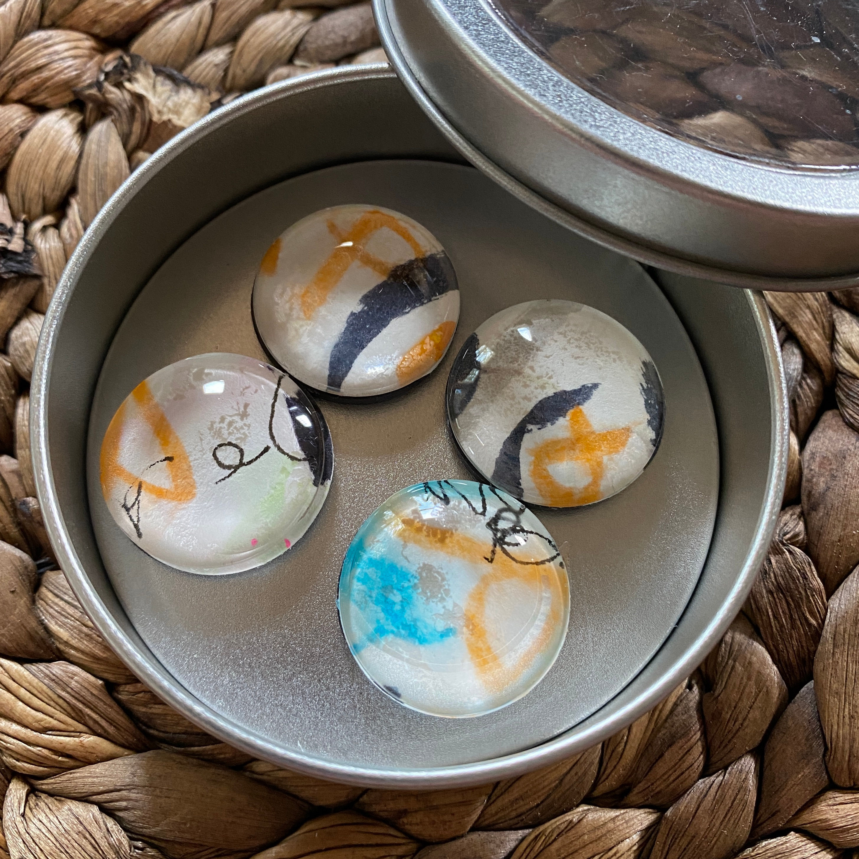 bubble magnets: set of 4