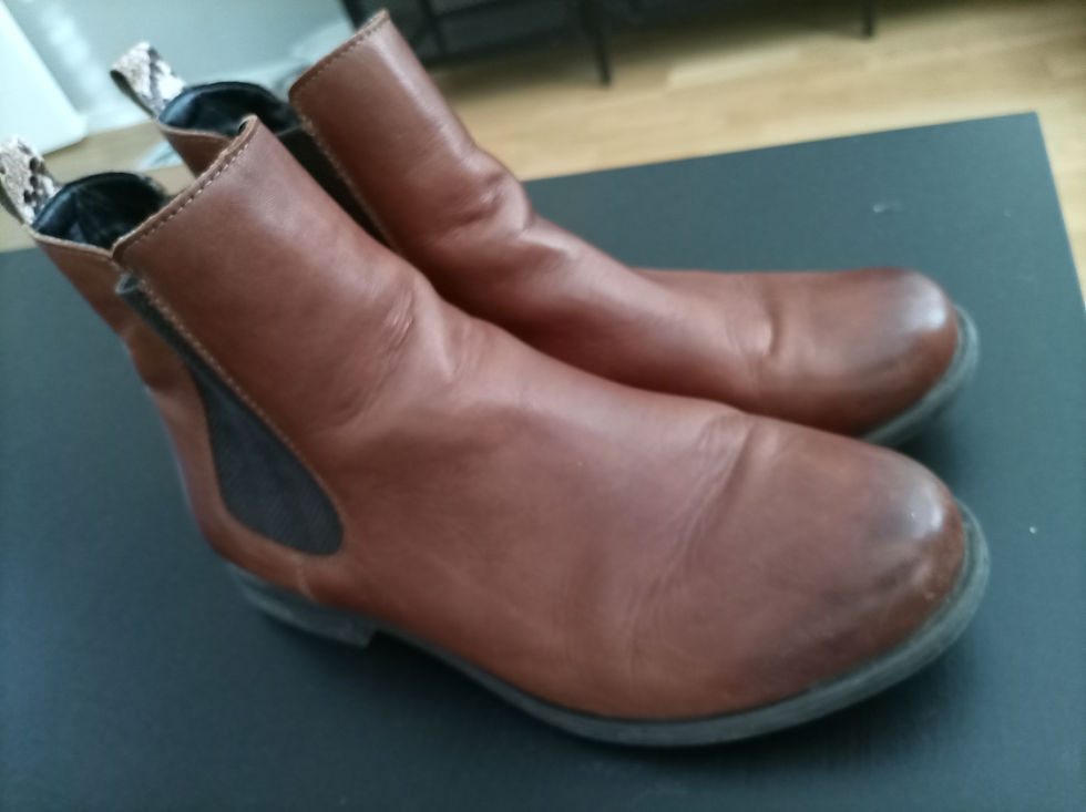 Thumbnail: Jodhpurs size 38, snake pattern