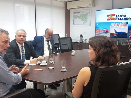 SPAF e Ministério de Portos e Aeroportos discutem demandas de SC