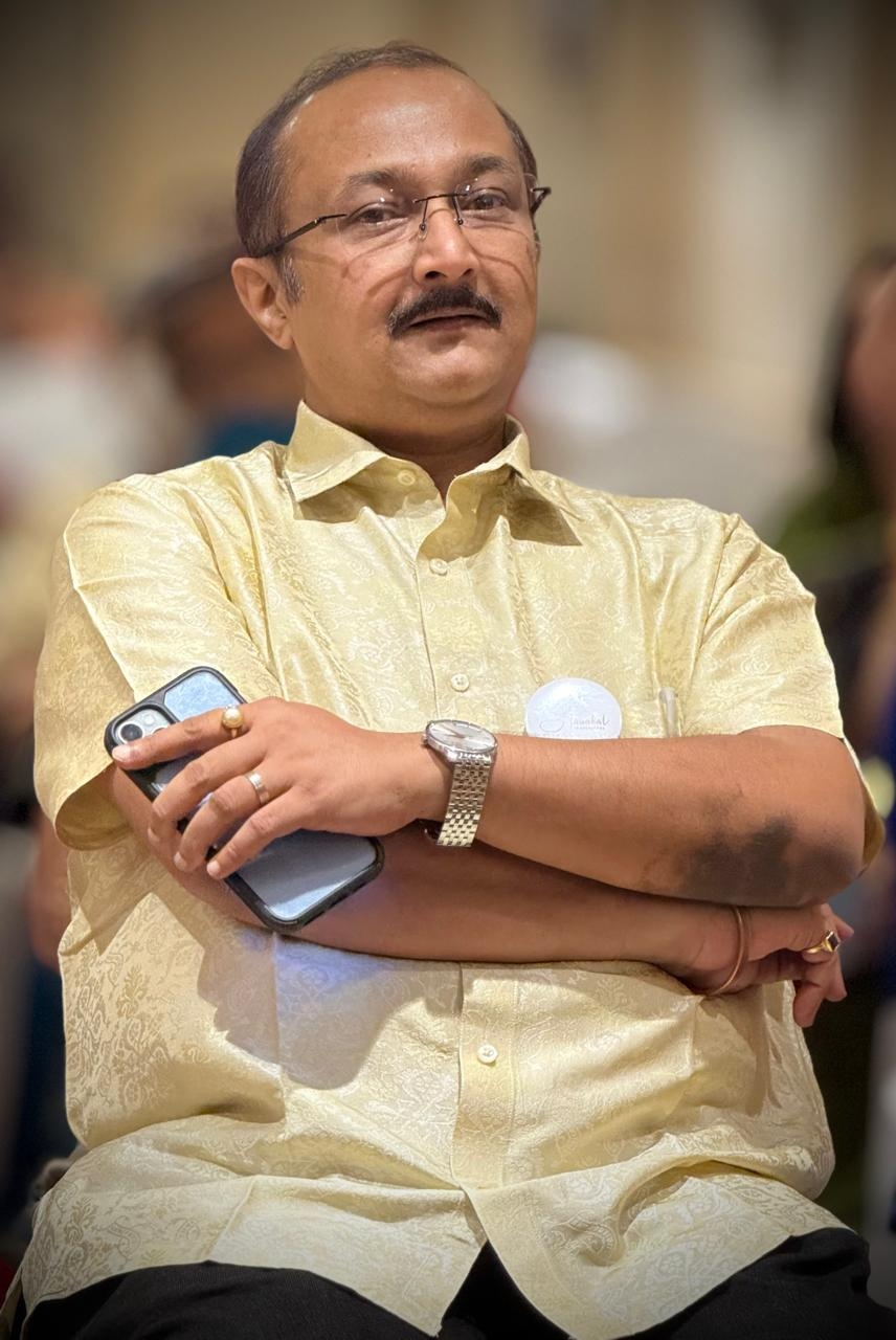 Writer: Kiriti Sengupta 