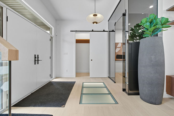 Foyer at 514 Bower Boulevard with closet storage and view toward the main-floor office.