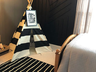 Feature Wall for the Moody