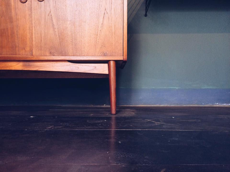 縮圖：柚木三門長邊櫃