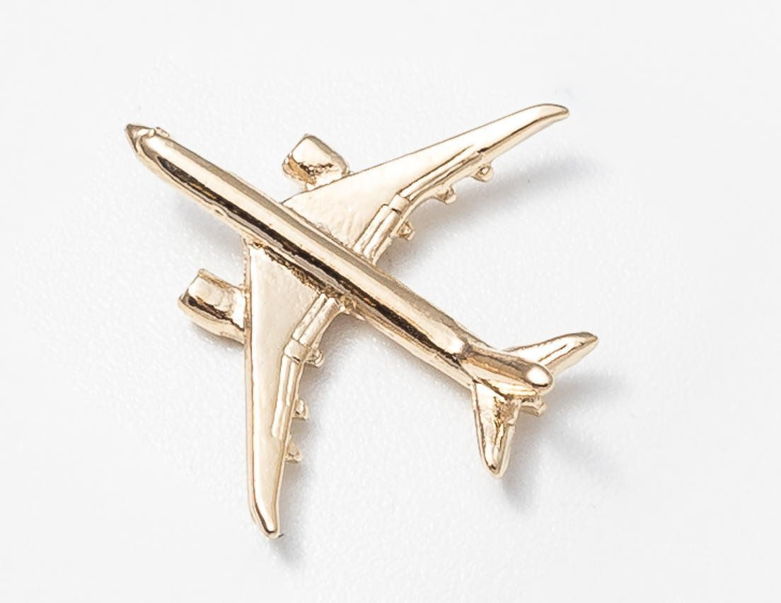 Boeing 787 Dreamliner Gold Plated Tie / Lapel Pin