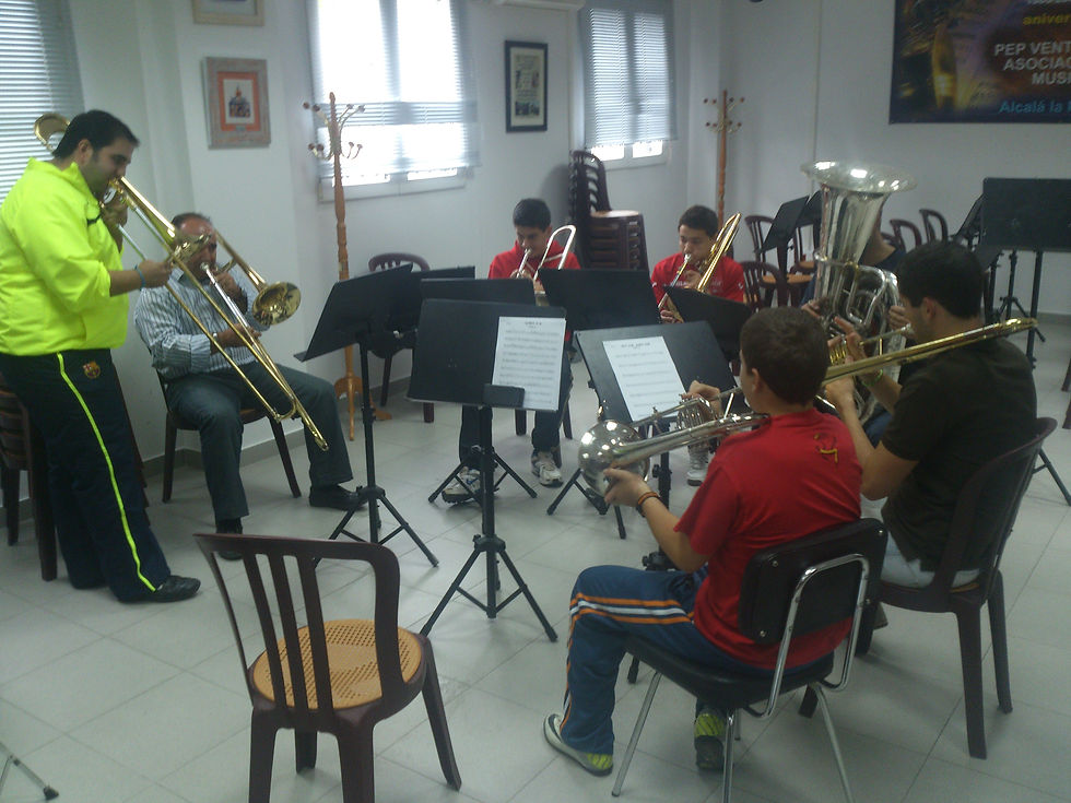 Clase de trombón noviembre 2012 b.jpg