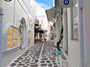 Where to Stay in Paros: Find the Area That Fits Your Travel Style