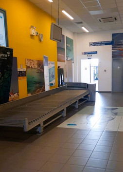 airport Paros 