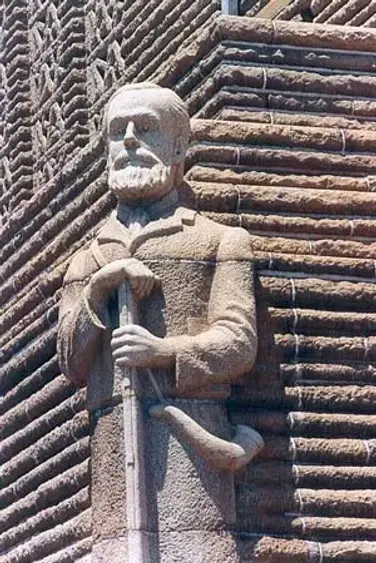 Piet-Retief-sculpture-Voortrekker-Monument-SAf-Pretoria.webp