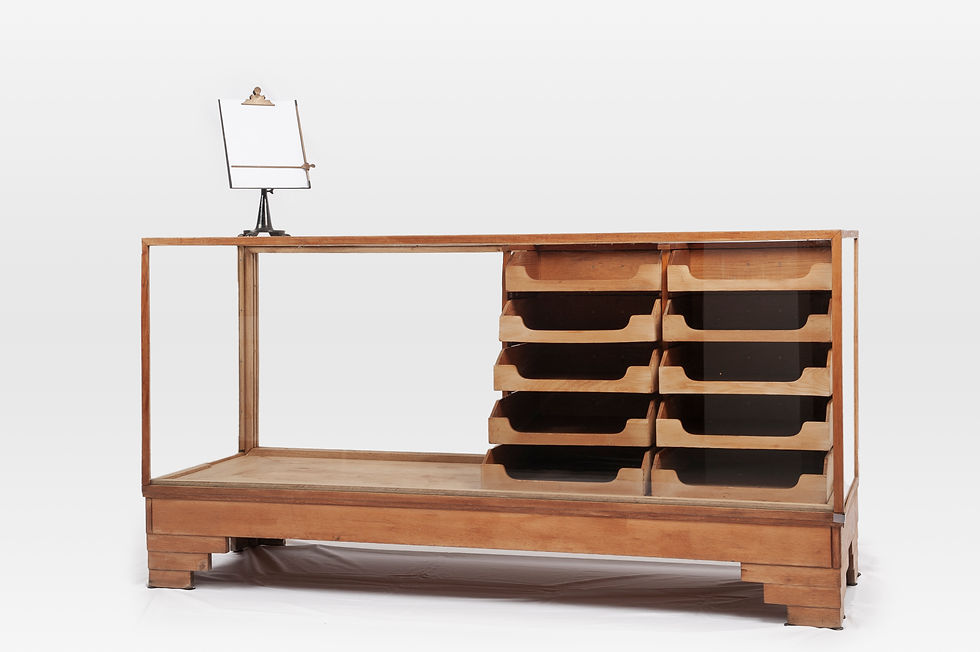 Thumbnail: Display Cabinet