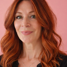 lee headhsot color.png