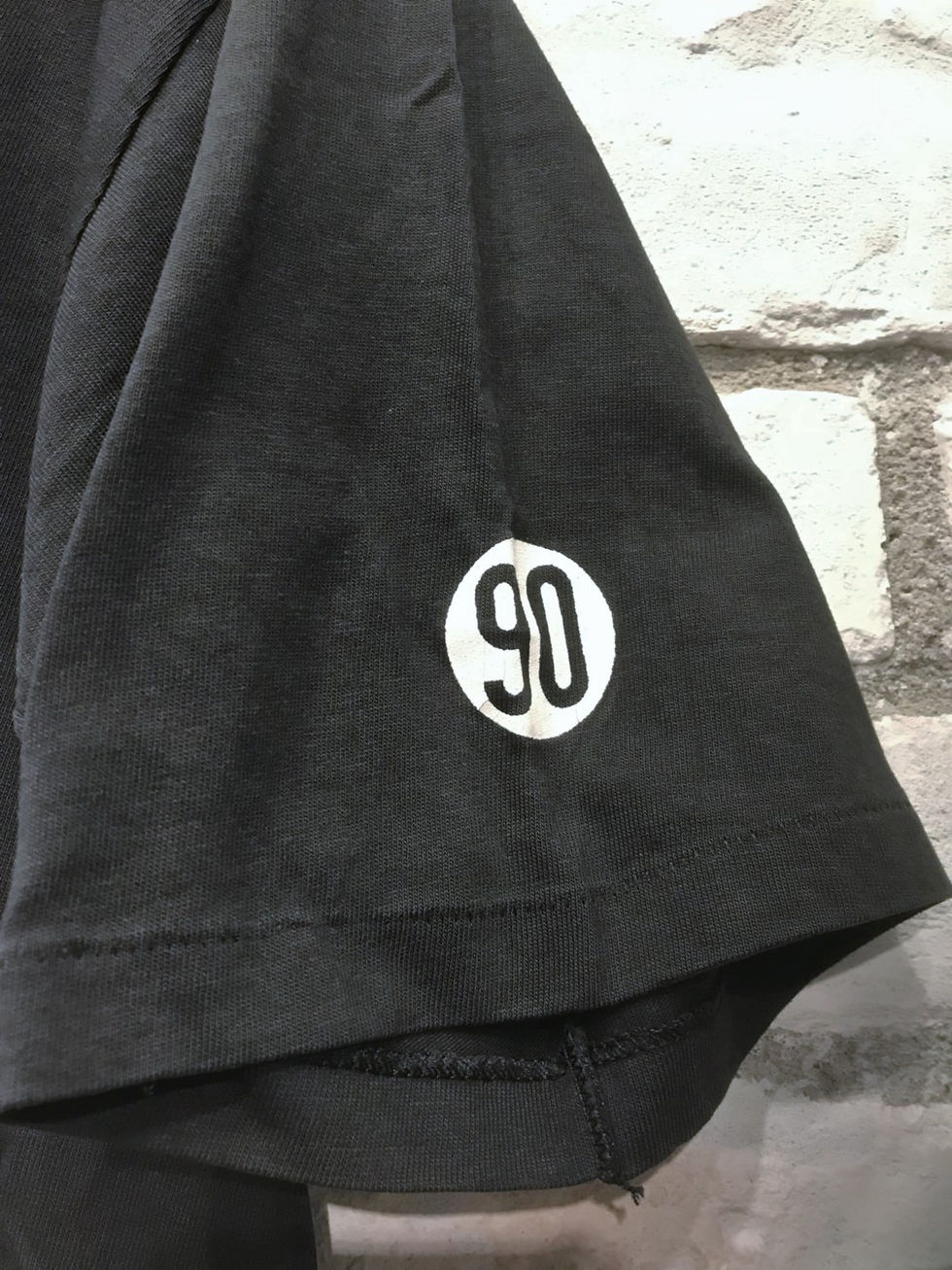 サムネイル： 【used】90(ナインティ) Logo Tee