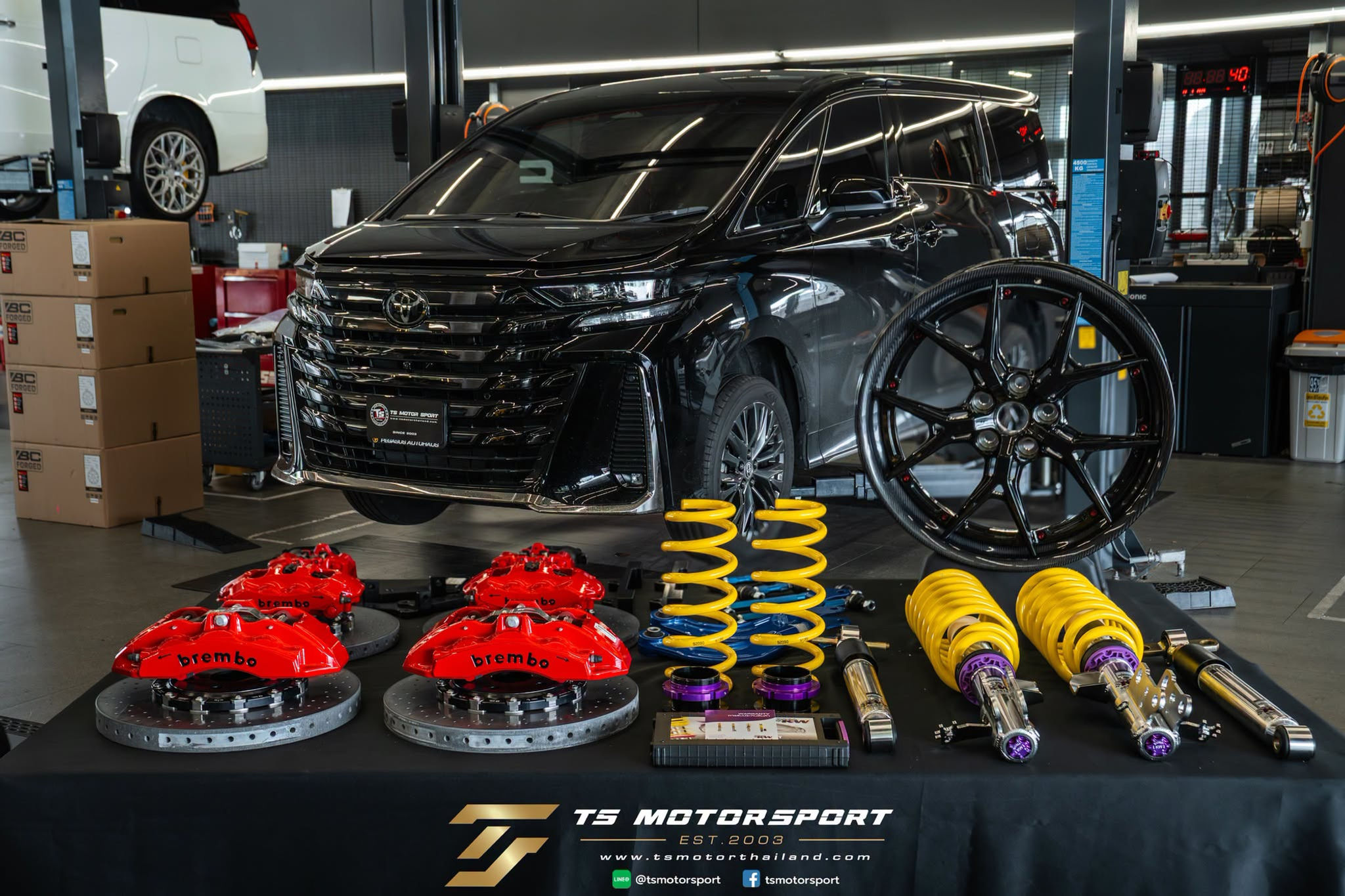 TOYOTA Alphard (AH40) - KW Suspension V3 Leveling