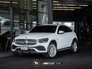 Mercedes-Benz GLC300e 4MATIC Coupe ติดตั้ง ล้อ BC FORGED ลาย HCA191S