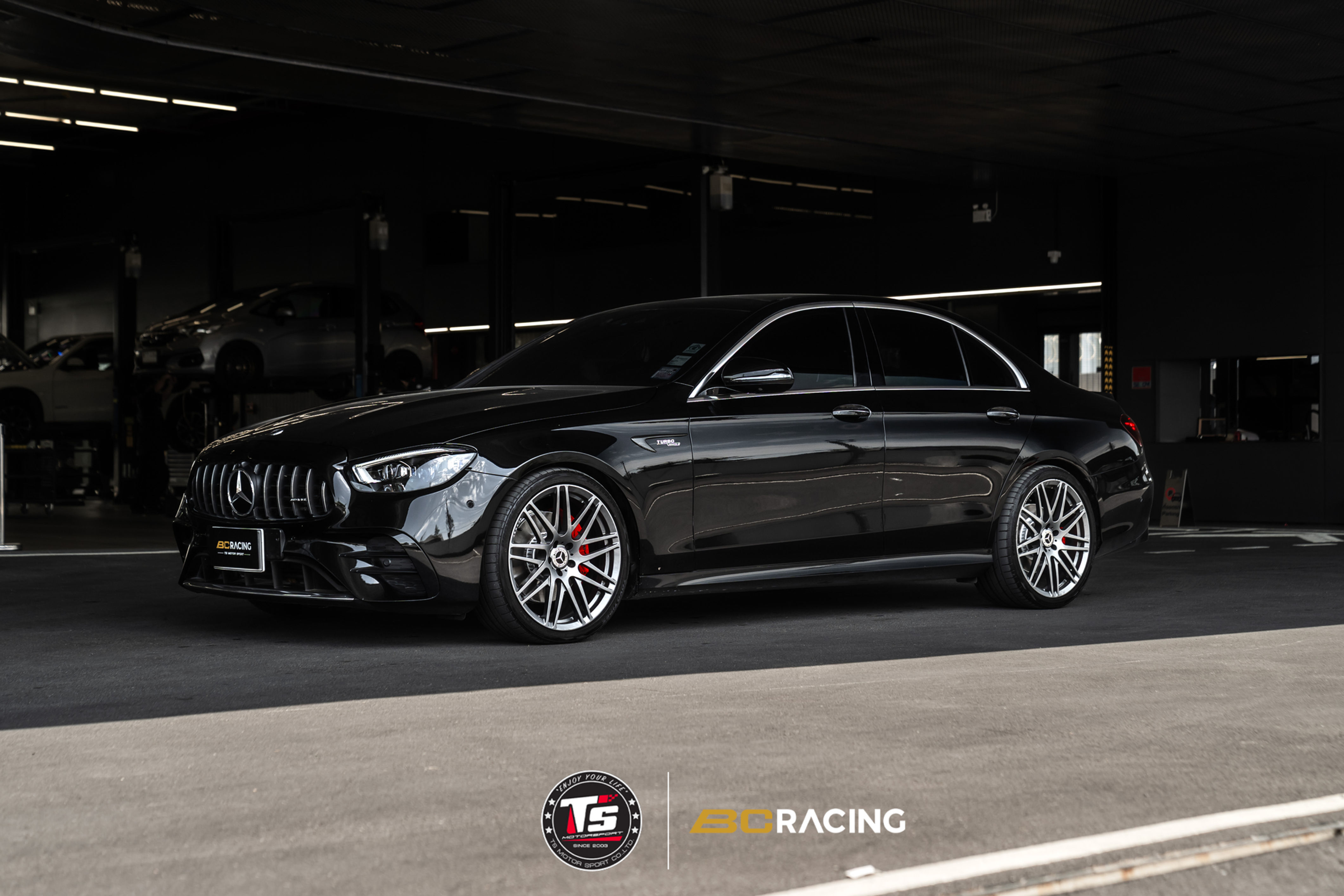 Mercedes-Benz E-Class (W213) - BC Racing