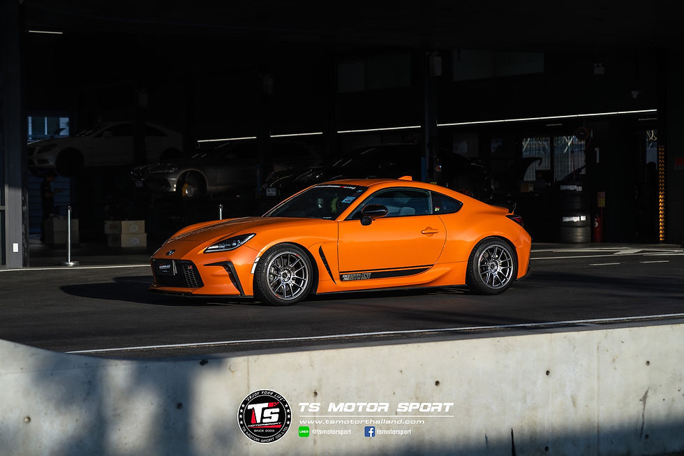 ภาพขนาดย่อ: TOYOTA GR86 - BC Racing