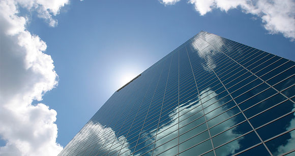超高層ビルの水平