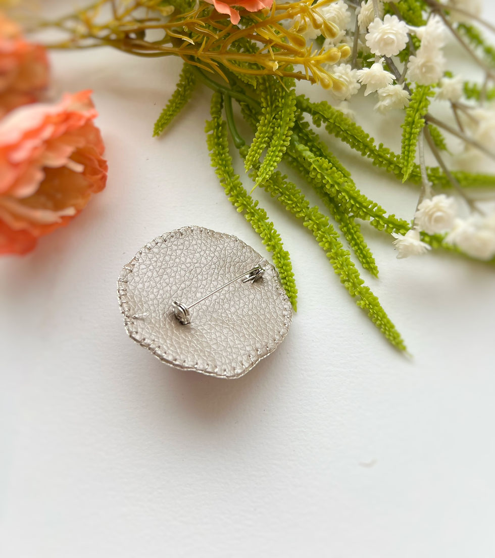 Miniature : Broche camélia