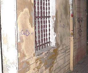 Estudio y localización de fugas de agua ocultas en edificios