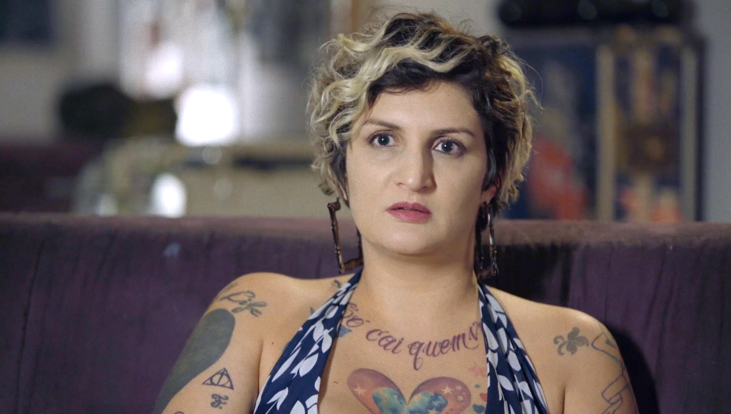 Clara Averbuck_ Mexeu com uma, mexeu com todas