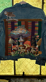 Magic mushrooms with rabbit.heic