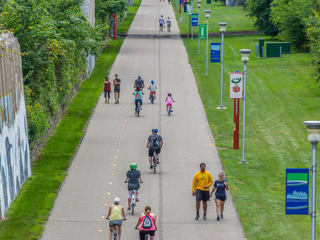 Explore Detroit: Best Walking Routes for Fitness