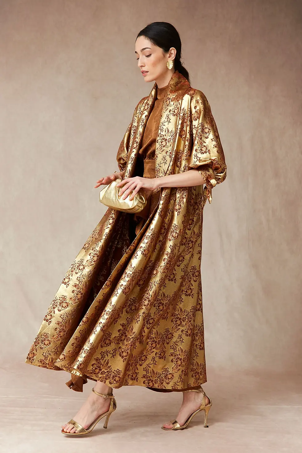 Thumbnail: Golden Haiku Kimono