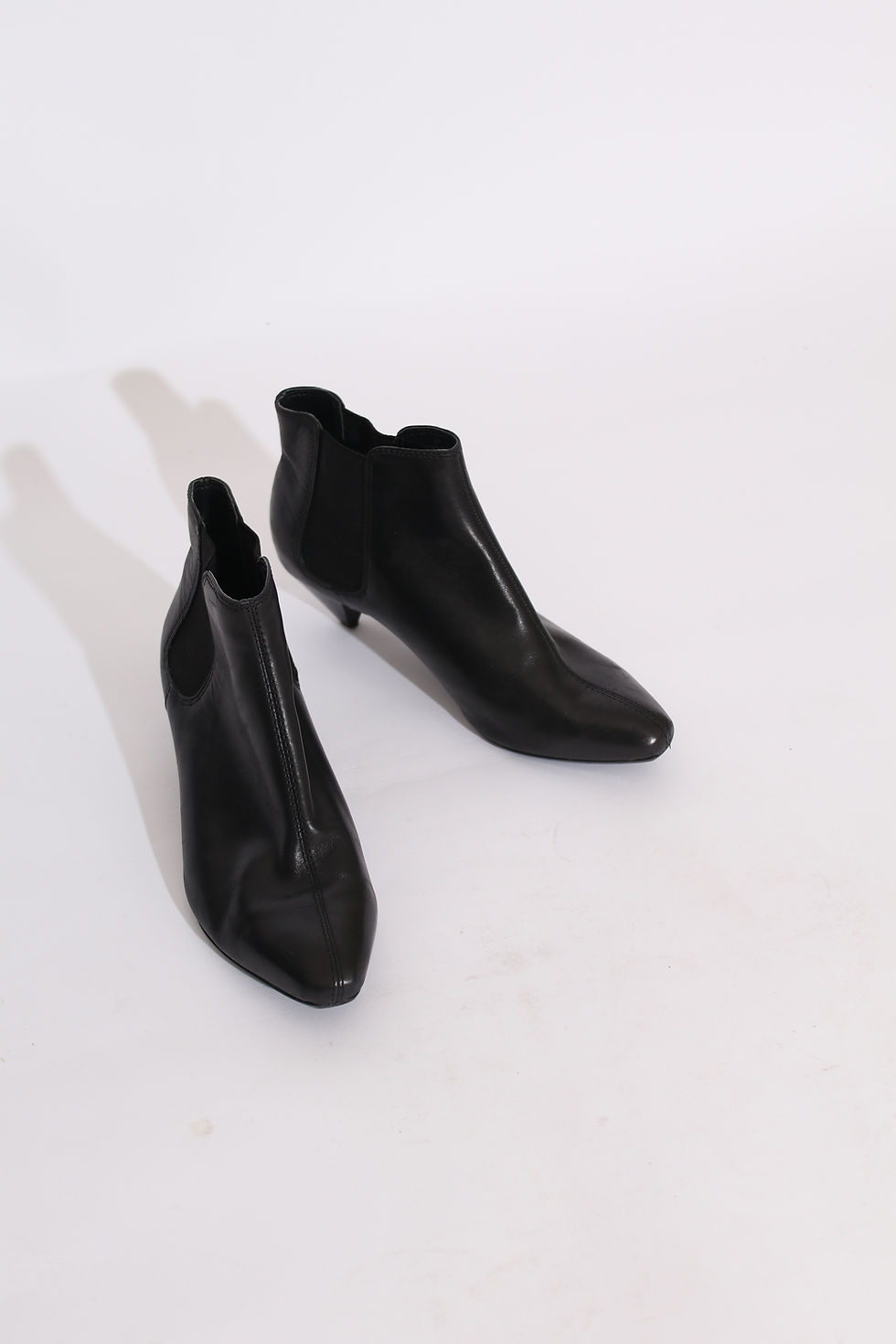 Thumbnail: leather boots