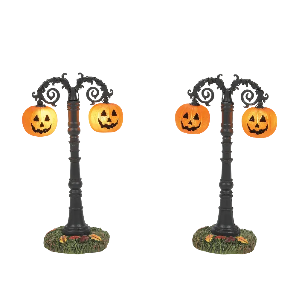 Hallows Eve Lit Street Lamps
