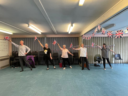 🇬🇧👑 Cheers to 70 years 👑🇬🇧 