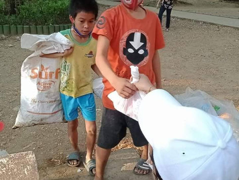 Our third gift giving to homeless people at PHILIPPINES 