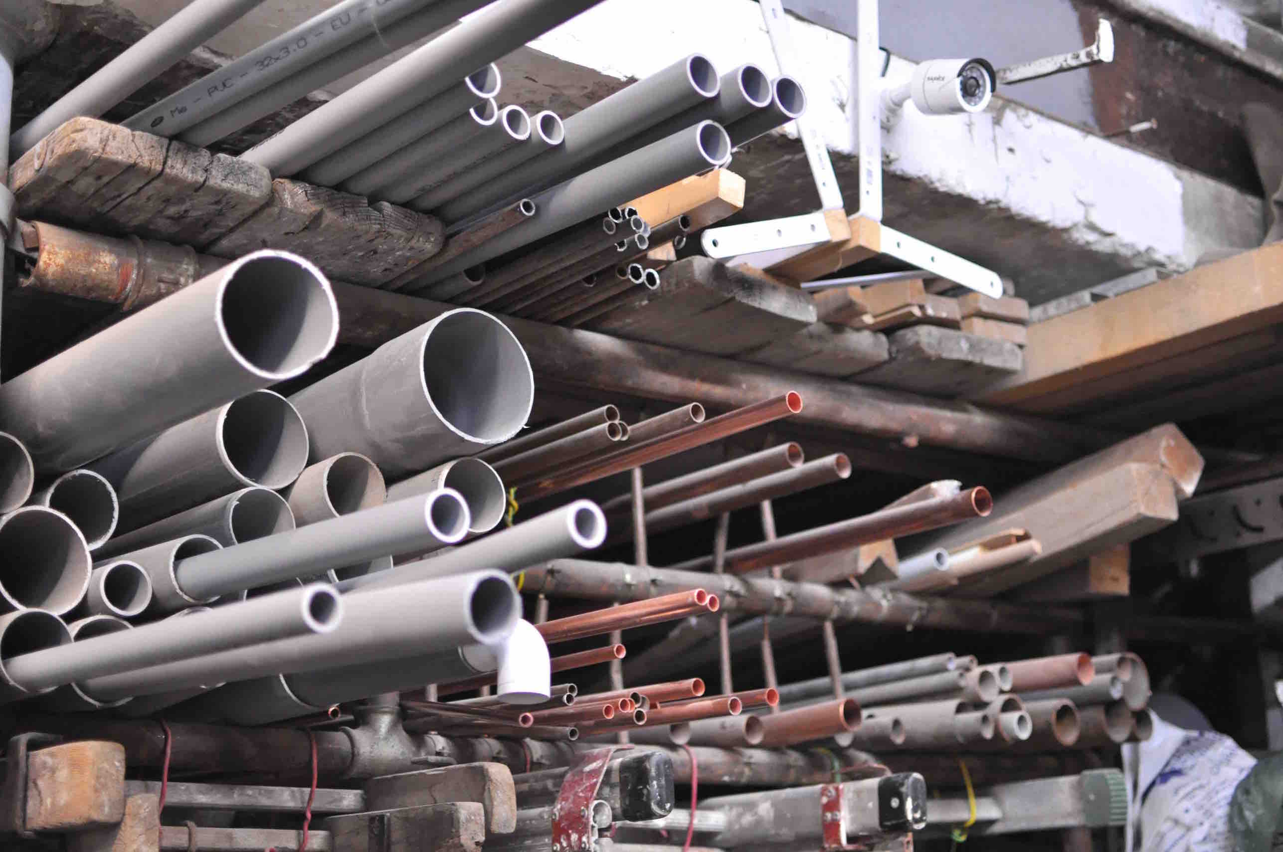 Tuyaux cuivre et PVC