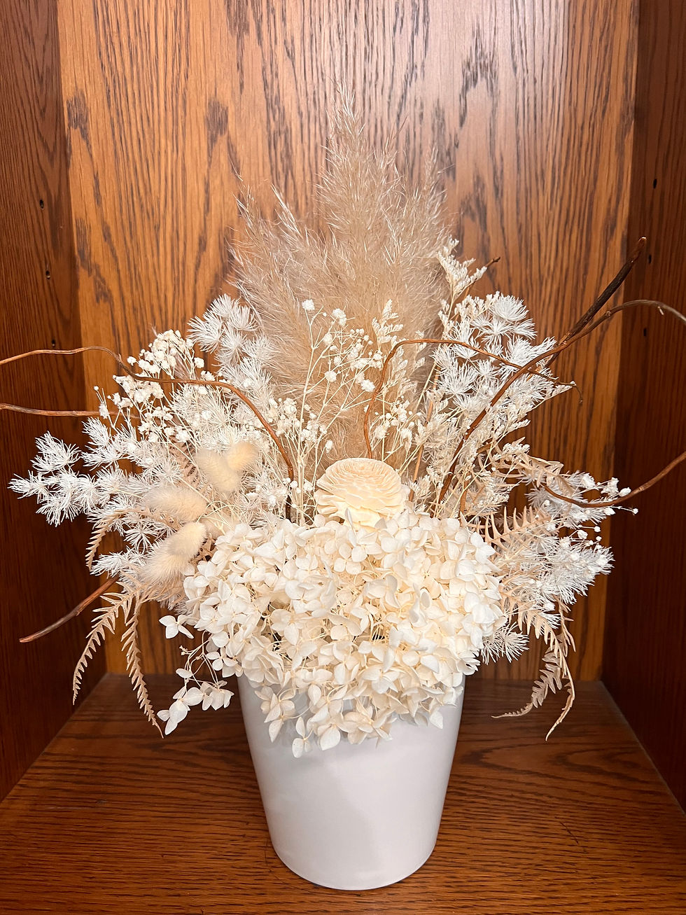 Thumbnail: Premium Everlasting Dried Flowers for your Office or Reception Space