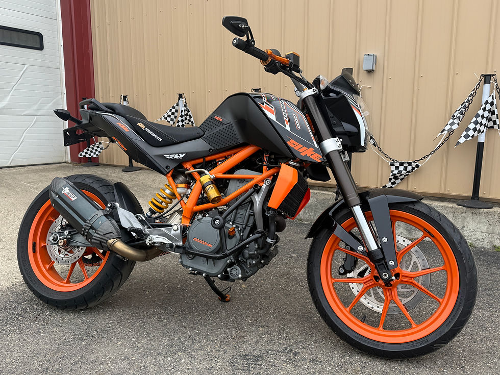 Thumbnail: 2016 KTM DUKE 390