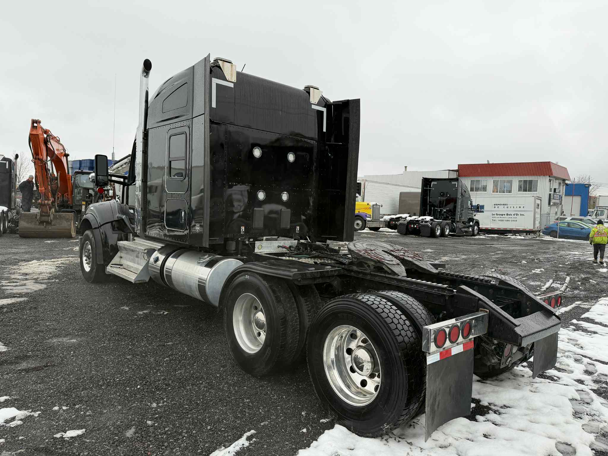 2020 Kenworth W990 3