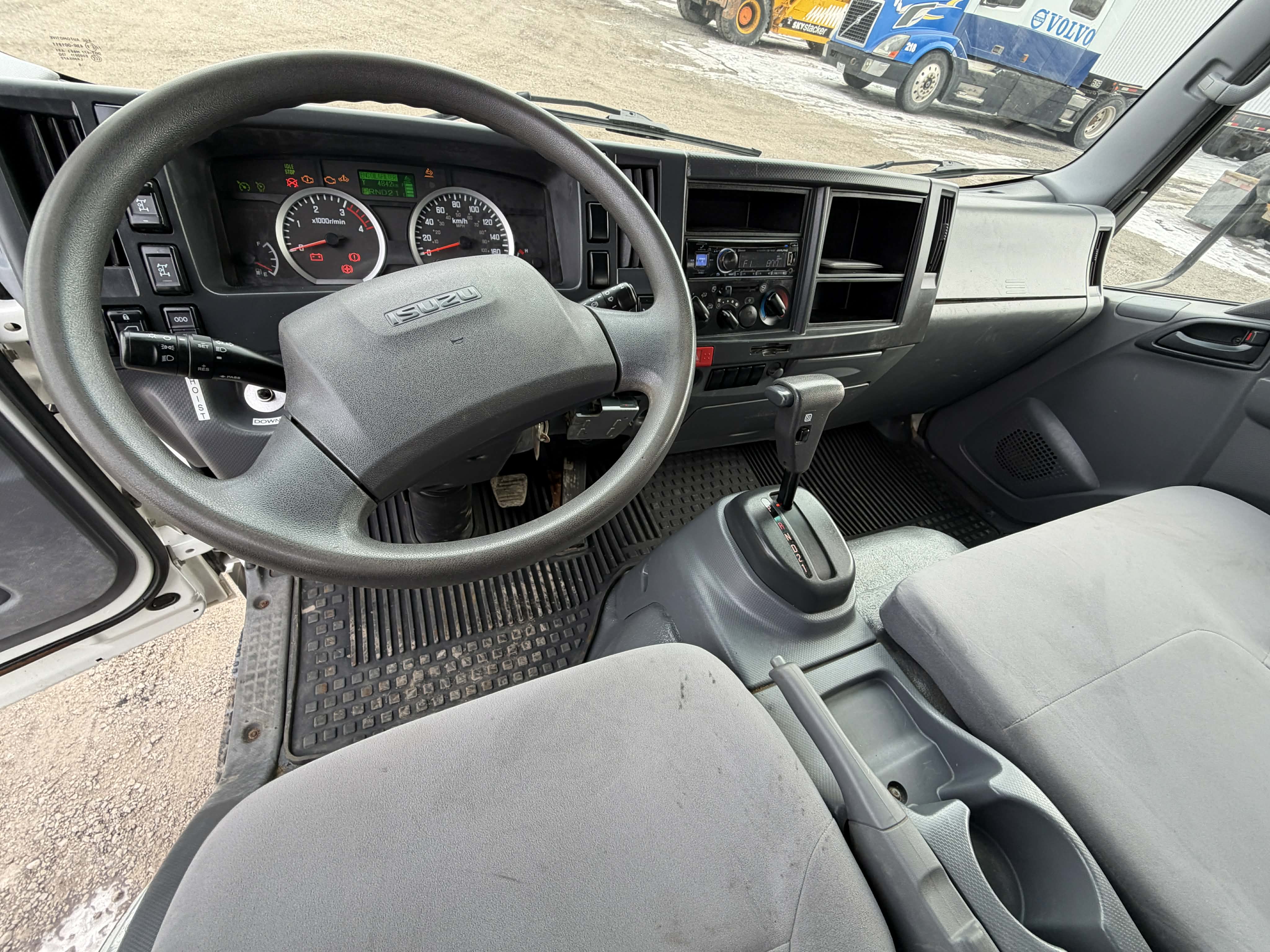 2017 Isuzu NRR 10