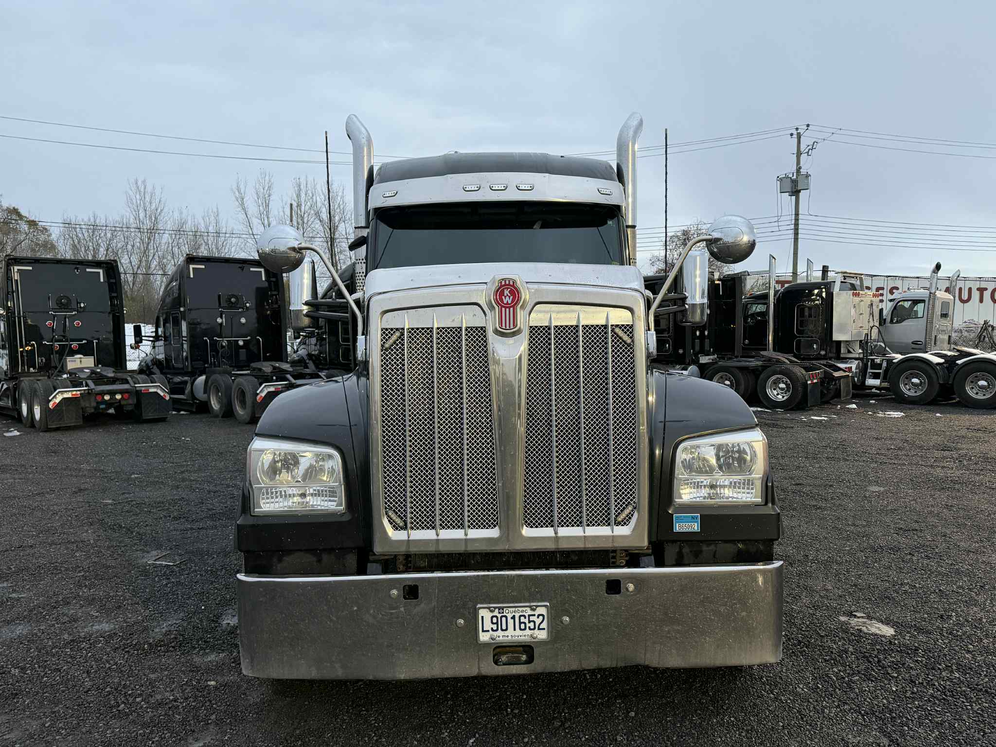 2023 Kenworth W990 7