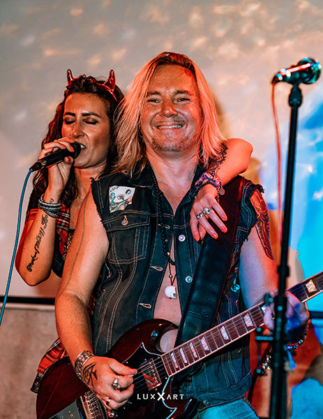 Lydia & Frank Pané's Six String Tales, Club GoIn Obergunzburg, on 08.09.23 by LuxXart
