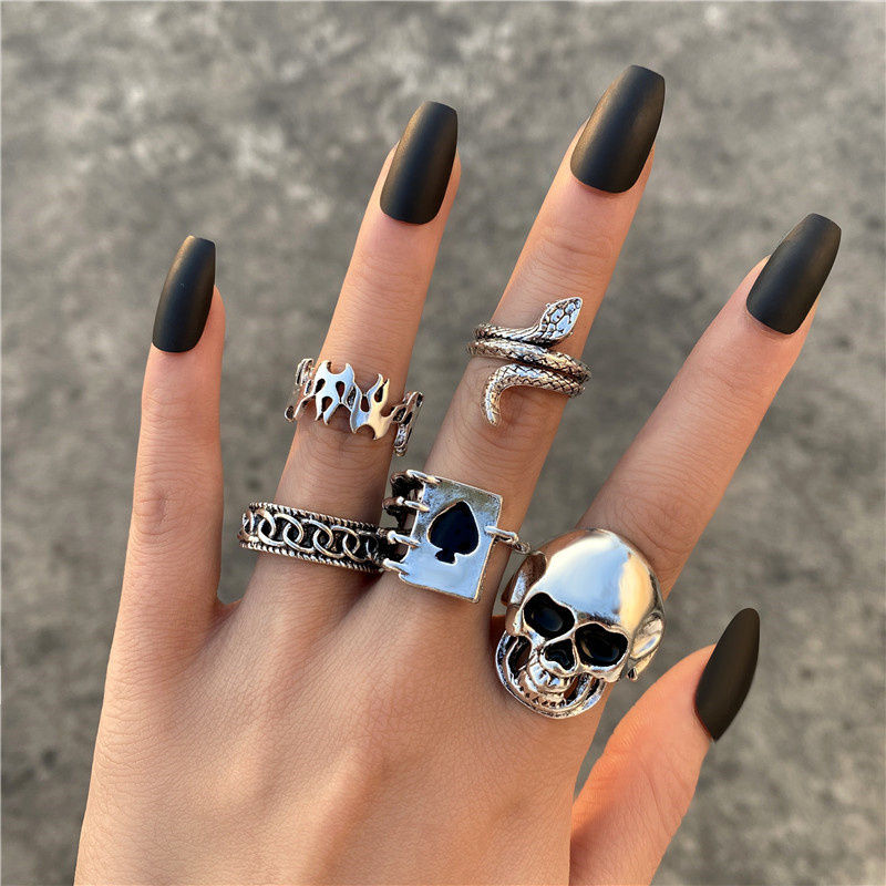 Thumbnail: Vintage Gothic Heart Rings Set For Women Men Punk Playing Card Spades Geometric 