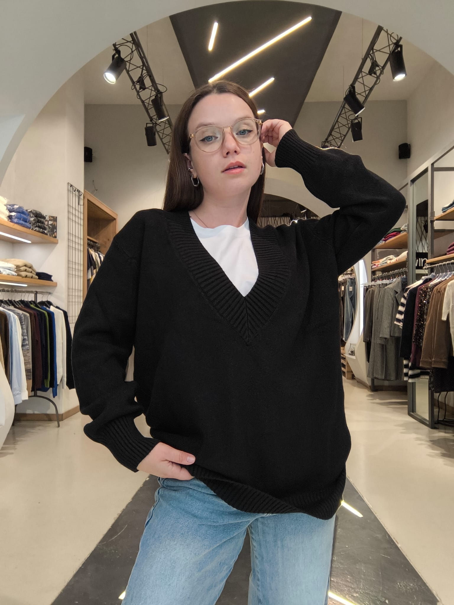 Maglia Over  Scollo A V  Nero 