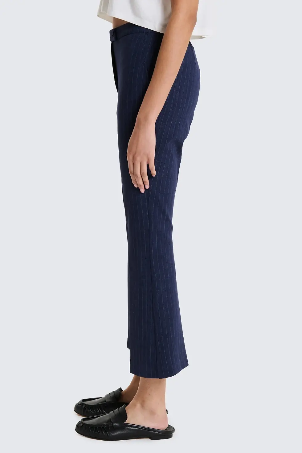 Miniatura: ​Pantalone a Zampetta Corto Gessato Blu Navy 