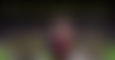 Lionel Messi , lengkap Lionel Andrés Messi , yang juga dikenali sebagai Leo Messi , (lahir 24 Jun 19